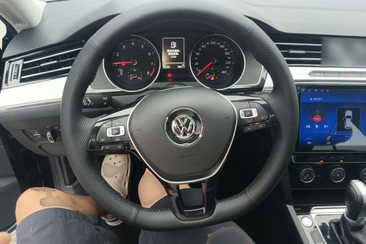 Used Volkswagen Magotan 2017 330TSI DSG Leading Model Steering Wheel