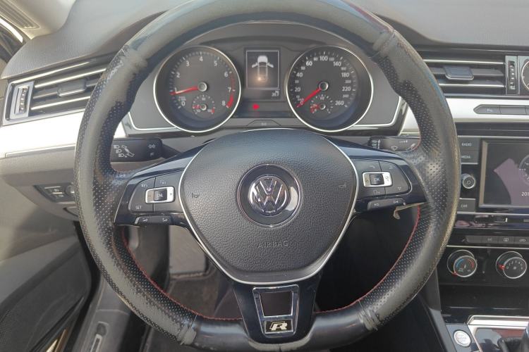 Used Volkswagen Magotan 2017 330TSI DSG Leading Model Steering Wheel