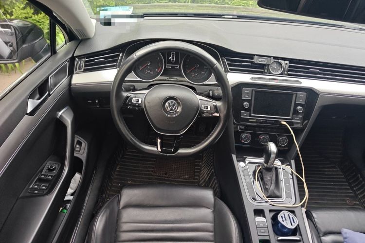 Used Volkswagen Magotan 2017 330TSI DSG Leading Model Steering Wheel