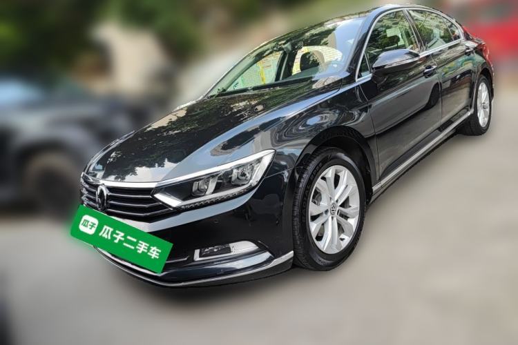 Used Volkswagen Magotan 2017 380TSI DSG Luxury Model Guazi used car, China used car export, Used car for sale, Used cars, Cheapest cars for sale