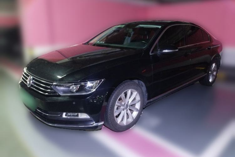 Used Volkswagen Magotan 2017 330TSI DSG Leading Model Guazi used car, China used car export, Used car for sale, Used cars, Cheapest cars for sale