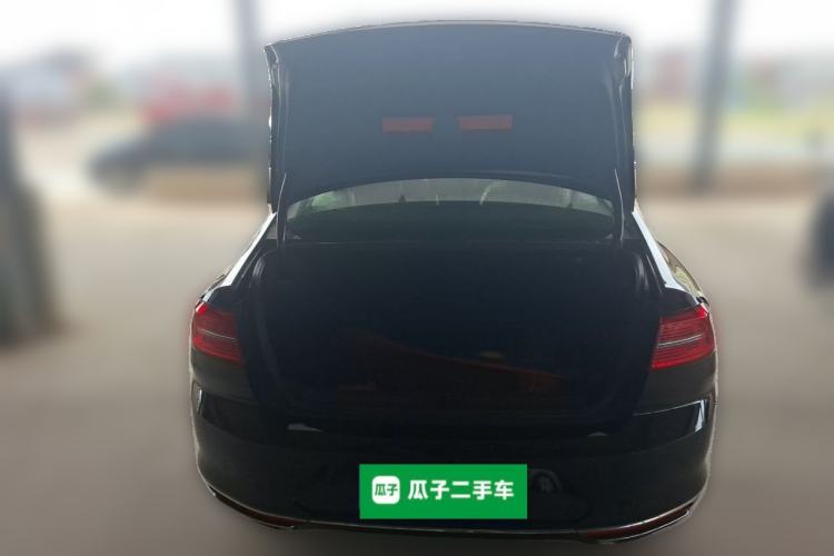 Used Volkswagen Magotan 2017 380TSI DSG Luxury Model Trunk