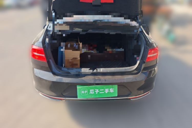 Used Volkswagen Magotan 2017 380TSI DSG Luxury Model Trunk