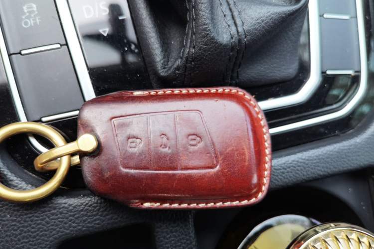 Used Volkswagen Magotan 2017 380TSI DSG Luxury Model Vehicle Key