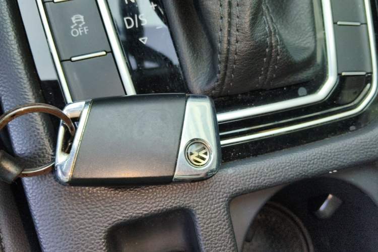 Used Volkswagen Magotan 2017 330TSI DSG Luxury Model Vehicle Key