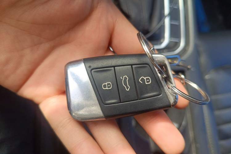 Used Volkswagen Magotan 2017 330TSI DSG Leading Model Vehicle Key