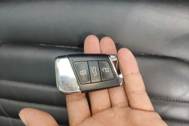 Used Volkswagen Magotan 2017 280TSI DSG Leading Edition Vehicle Key