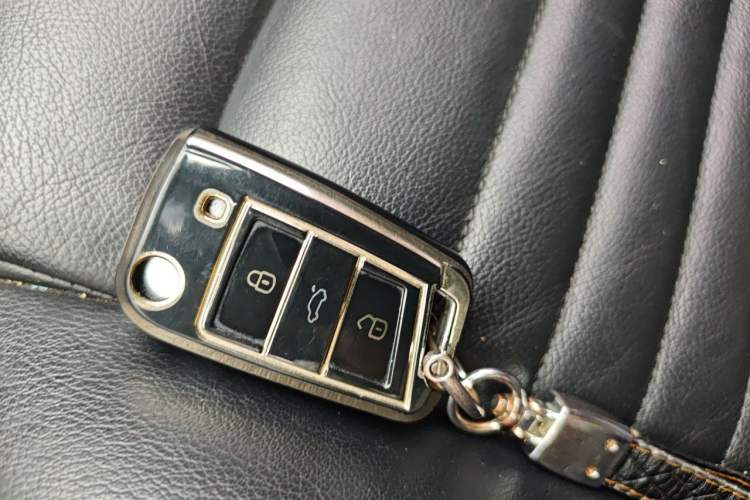 Used Volkswagen Magotan 2017 330TSI DSG Leading Model Vehicle Key