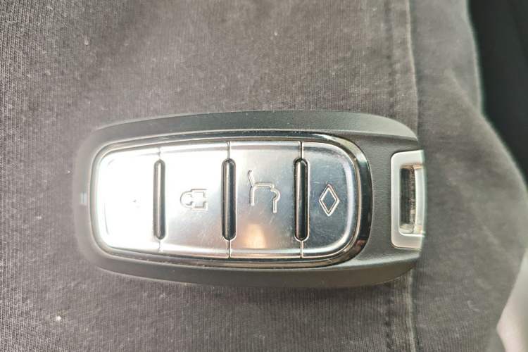 Used Volkswagen Magotan 2017 330TSI DSG Leading Model Vehicle Key