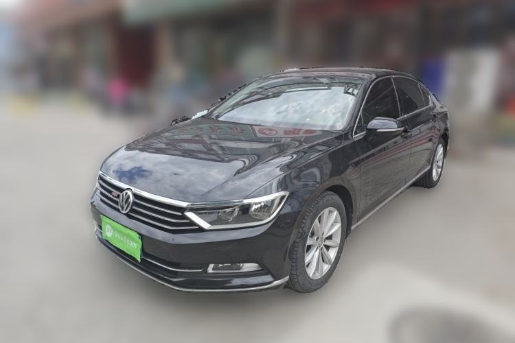 Used Volkswagen Magotan 2017 330TSI DSG Luxury Model Guazi used car, China used car export, Used car for sale, Used cars, Cheapest cars for sale