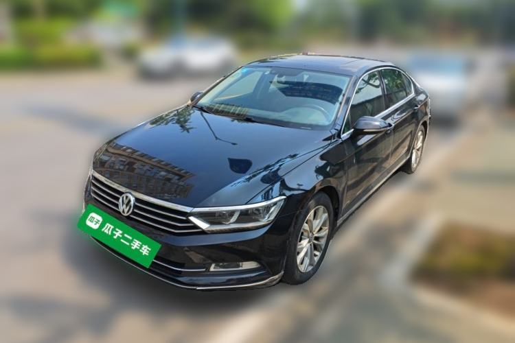 Volkswagen Magotan 2017 330TSI DSG Luxury Model de segunda mano Guazi used car, China used car export, Used car for sale, Used cars, Cheapest cars for sale