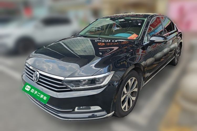 Used Volkswagen Magotan 2017 330TSI DSG Leading Model Guazi used car, China used car export, Used car for sale, Used cars, Cheapest cars for sale