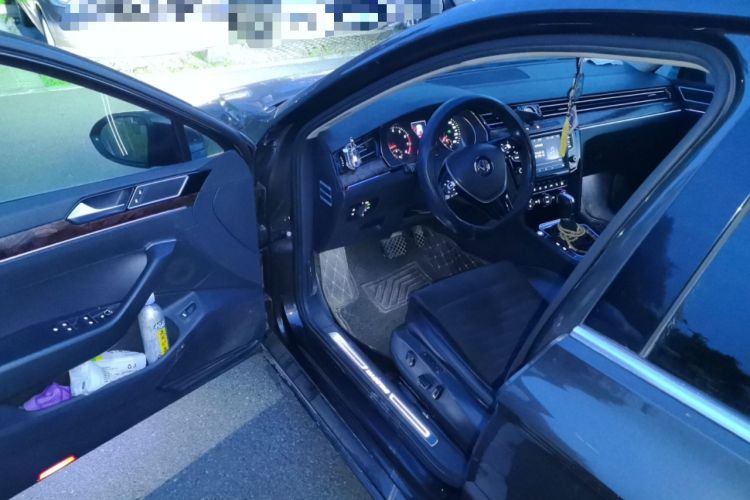Used Volkswagen Magotan 2017 380TSI DSG Prestige Edition Driver Seat