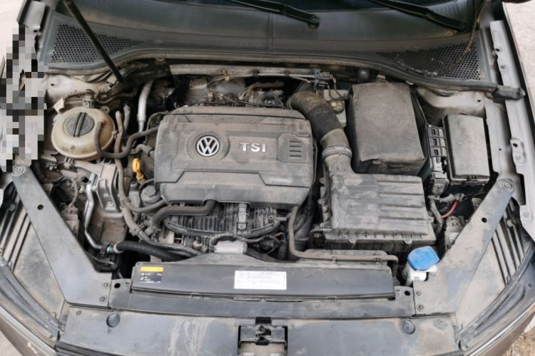 Used Volkswagen Magotan 2017 330TSI DSG Luxury Model Engine Bay