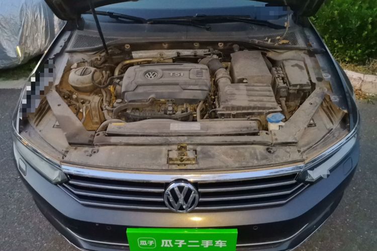 Used Volkswagen Magotan 2017 380TSI DSG Prestige Edition Engine Bay