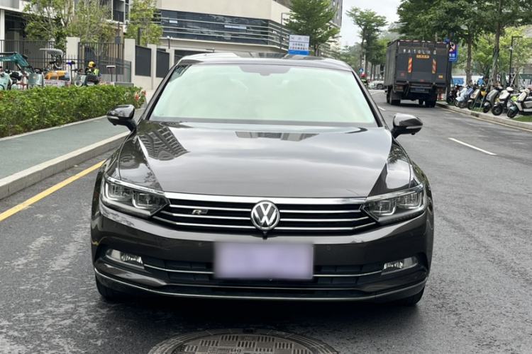 Used Volkswagen Magotan 2017 380TSI DSG Luxury Model Exterior 1