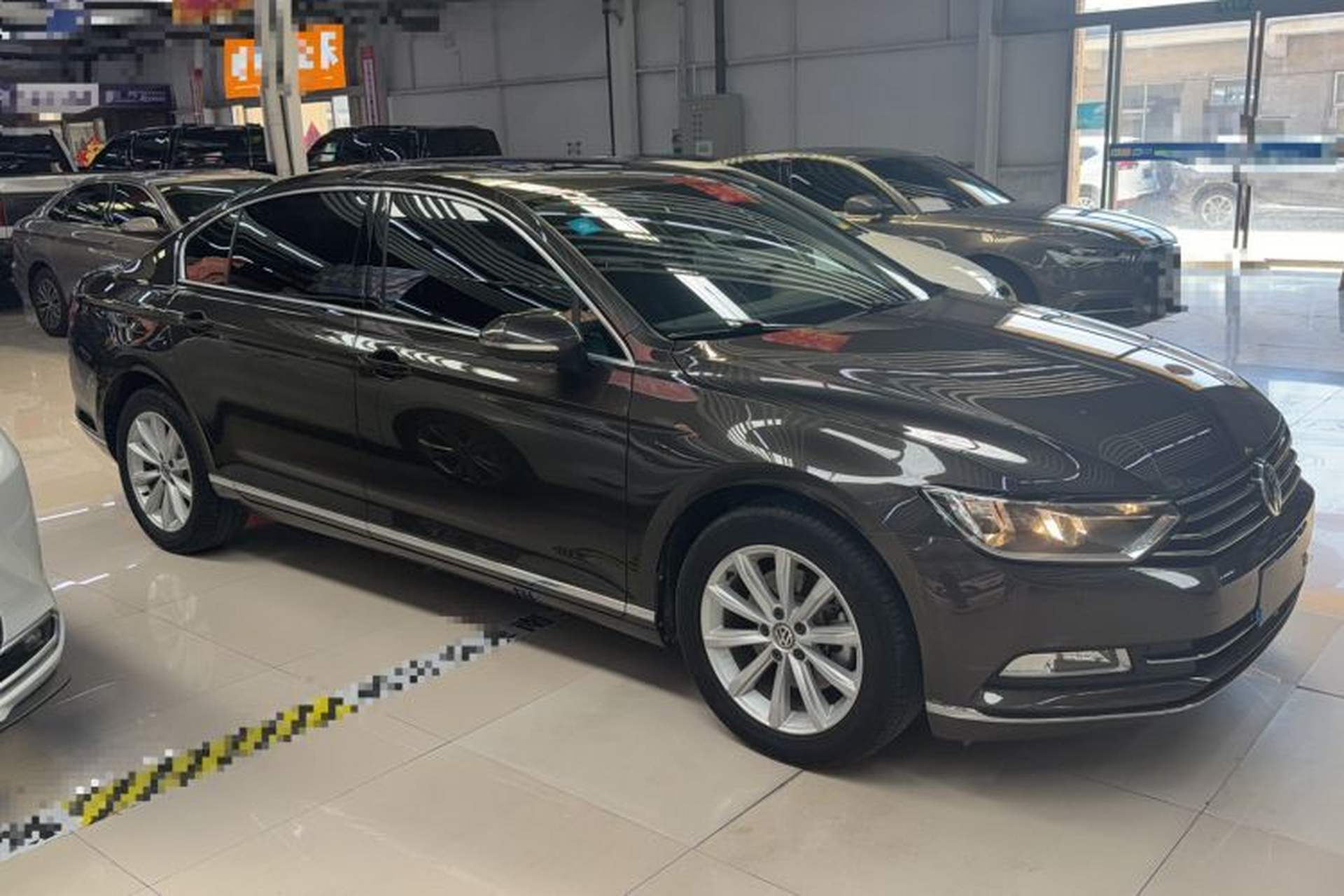 Used Volkswagen Magotan 2017 330TSI DSG Leading Model Exterior 3
