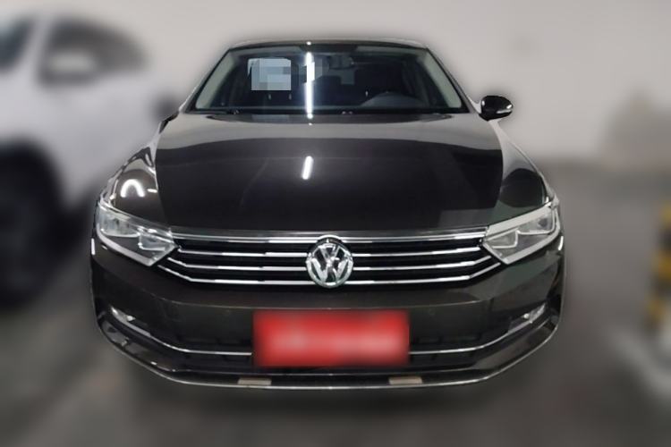 Used Volkswagen Magotan 2017 330TSI DSG Leading Model Front