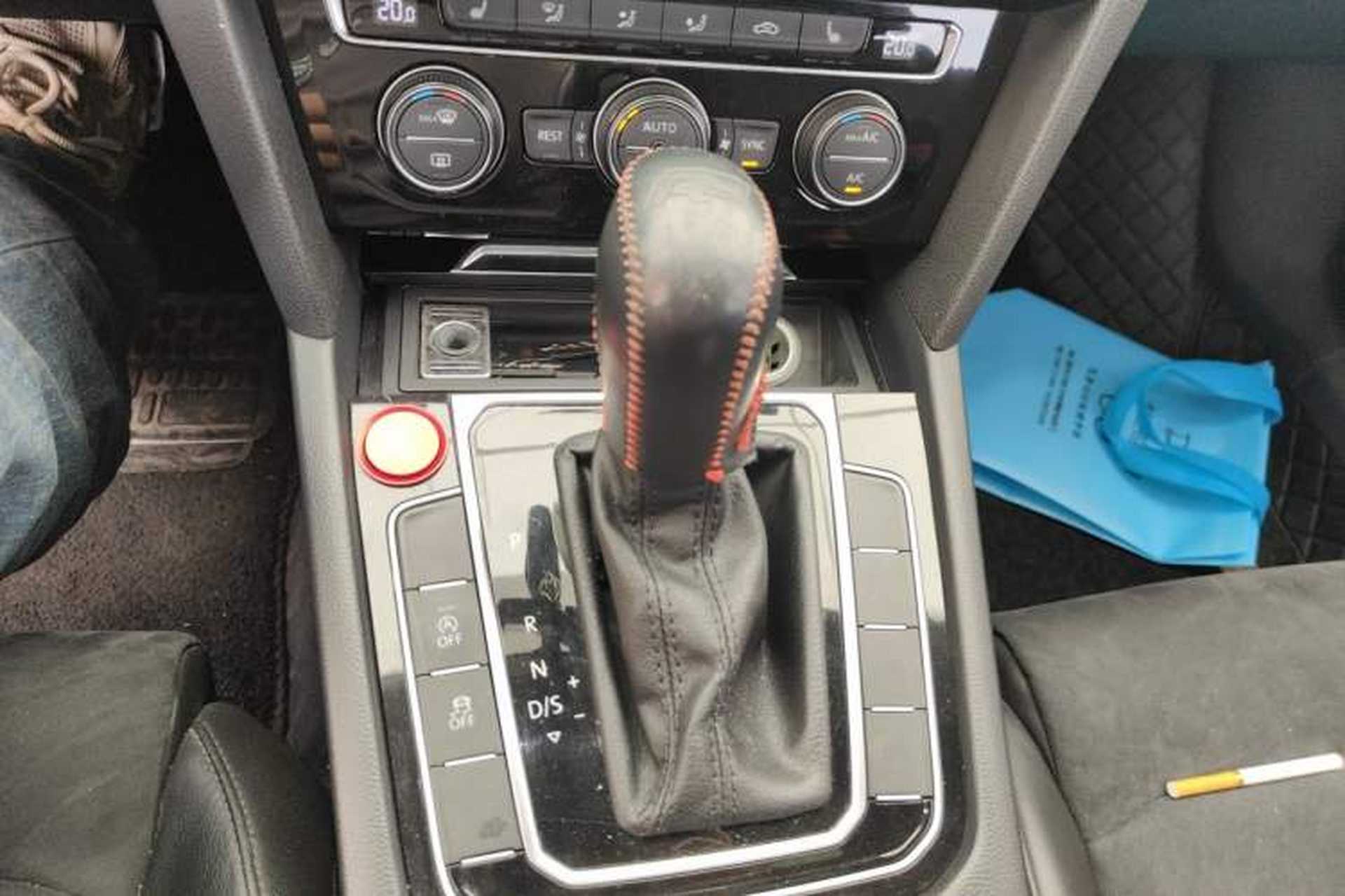 Used Volkswagen Magotan 2017 330TSI DSG Luxury Model Gear Lever
