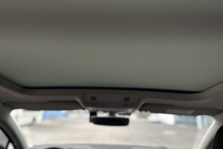 Used Volkswagen Magotan 2017 330TSI DSG Luxury Model Headliner