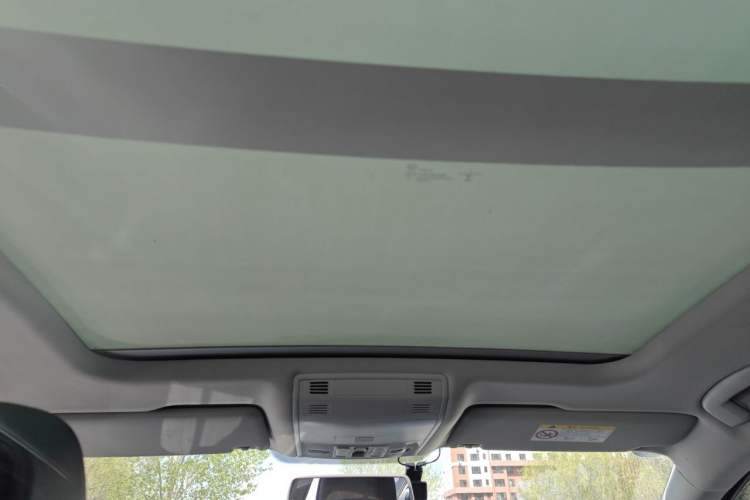 Used Volkswagen Magotan 2017 330TSI DSG Leading Model Headliner