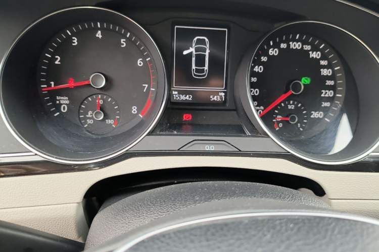 Used Volkswagen Magotan 2017 330TSI DSG Luxury Model Instrument Cluster