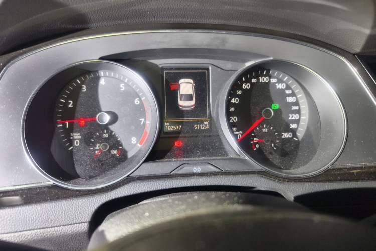 Used Volkswagen Magotan 2017 330TSI DSG Luxury Model Instrument Cluster