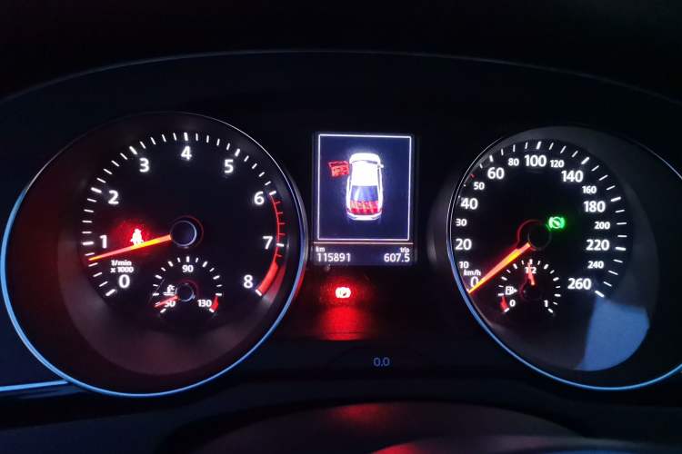Used Volkswagen Magotan 2017 380TSI DSG Prestige Edition Instrument Cluster