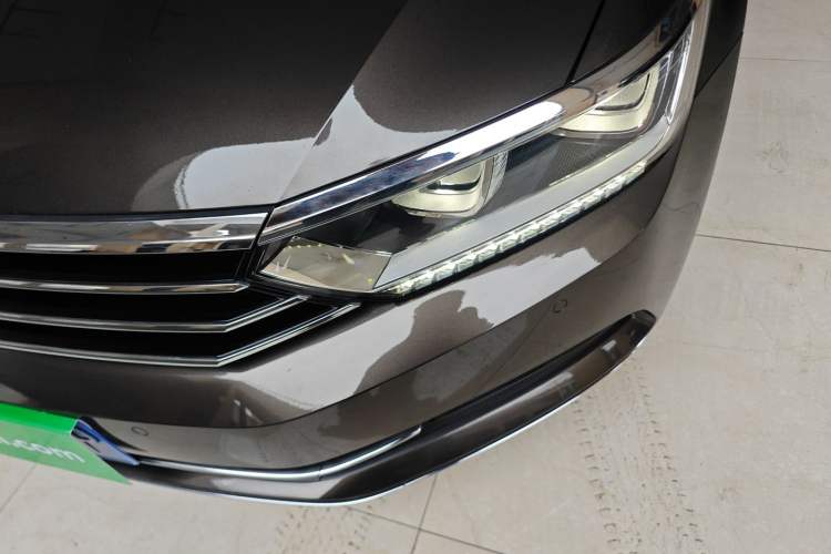 Used Volkswagen Magotan 2017 330TSI DSG Luxury Model Left Front Headlight