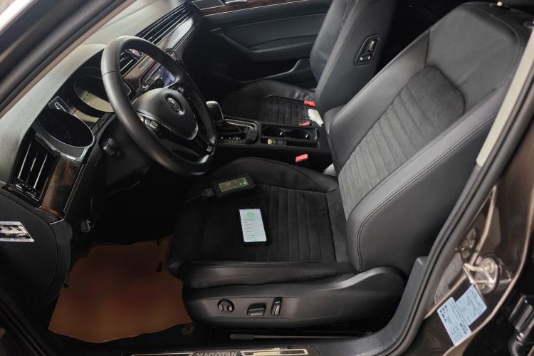 Used Volkswagen Magotan 2017 330TSI DSG Luxury Model Left Front Seat