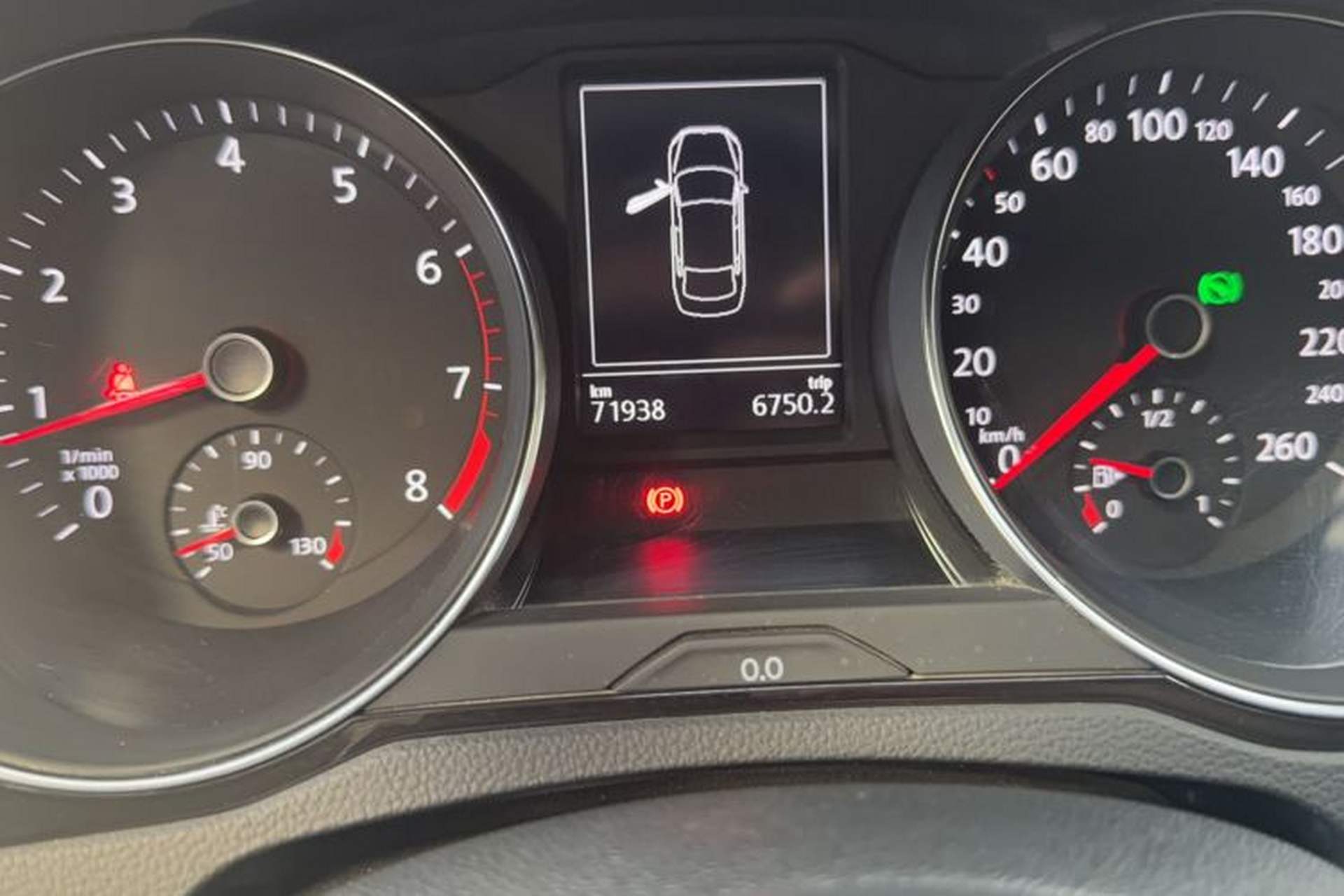 Used Volkswagen Magotan 2017 330TSI DSG Leading Model Odometer Close Up