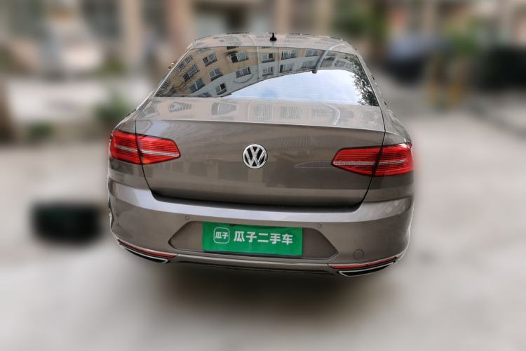 Used Volkswagen Magotan 2017 330TSI DSG Luxury Model Rear