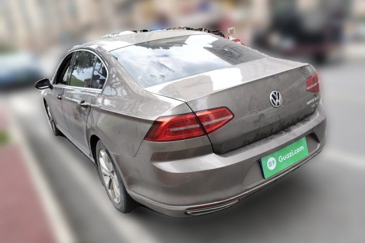 Used Volkswagen Magotan 2017 330TSI DSG Luxury Model Rear Left 45 Deg