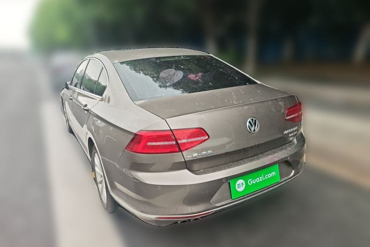 Used Volkswagen Magotan 2017 330TSI DSG Leading Model Rear Left 45 Deg