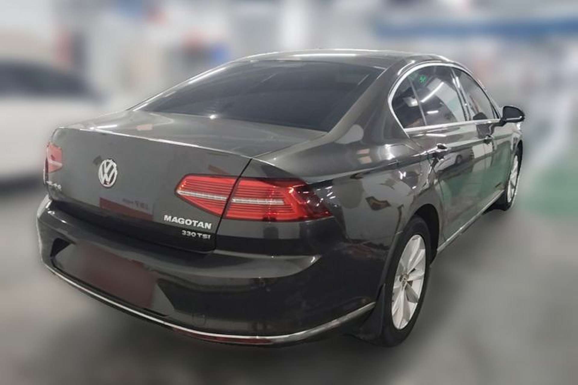 Used Volkswagen Magotan 2017 330TSI DSG Leading Model Rear Right 45 Deg