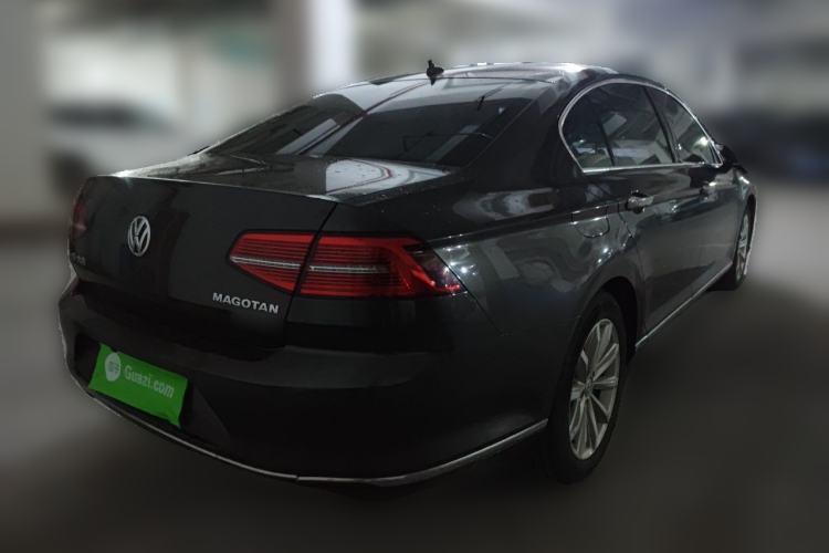 Used Volkswagen Magotan 2017 330TSI DSG Leading Model Rear Right 45 Deg