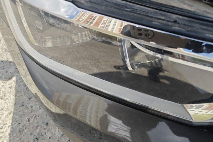 Used Volkswagen Magotan 2017 330TSI DSG Leading Model Right Front Headlight