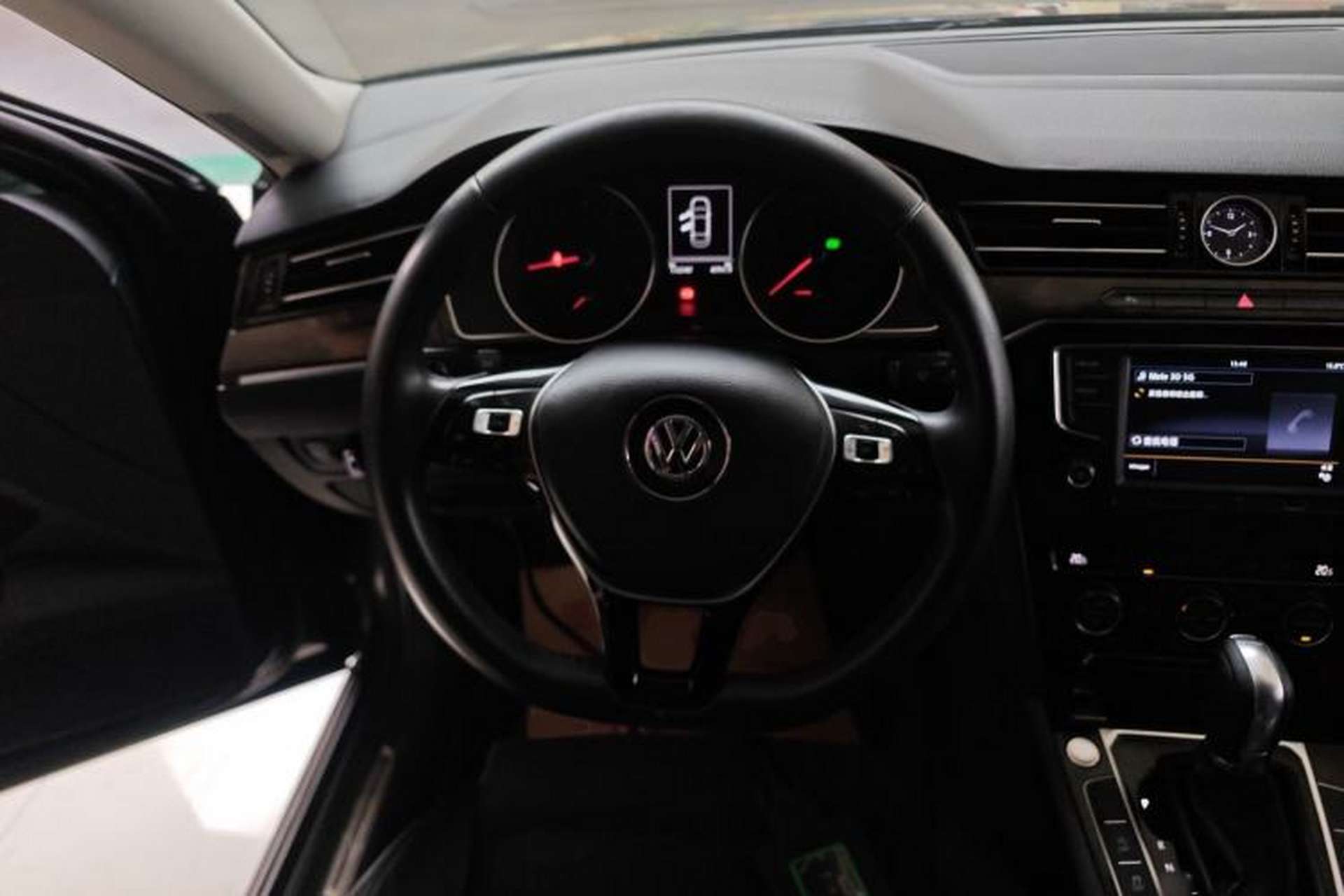 Used Volkswagen Magotan 2017 330TSI DSG Luxury Model Steering Wheel