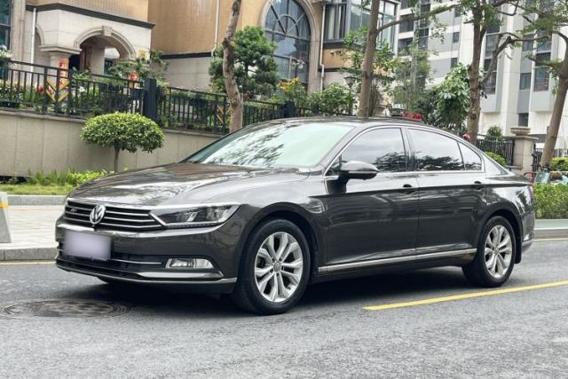 Used Volkswagen Magotan 2017 380TSI DSG Luxury Model