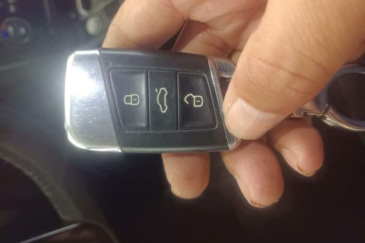 Used Volkswagen Magotan 2017 380TSI DSG Prestige Edition Vehicle Key