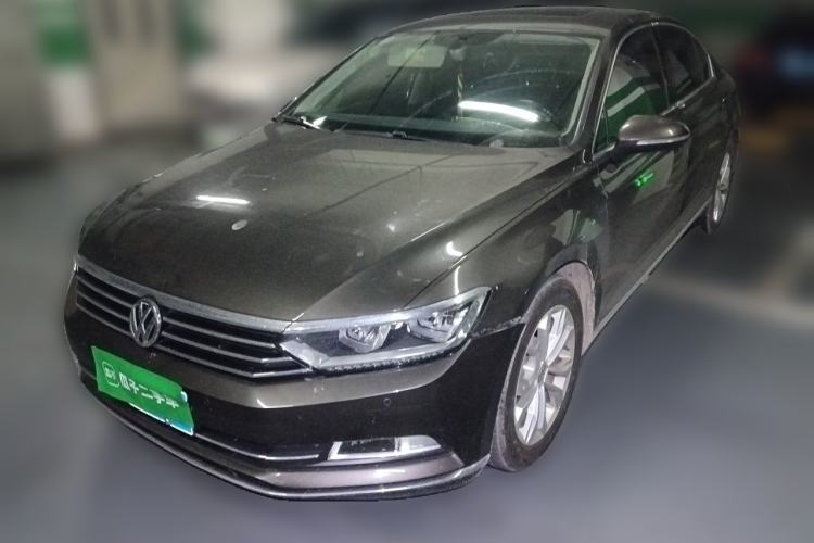 Used Volkswagen Magotan 2017 380TSI DSG Luxury Model Guazi used car, China used car export, Used car for sale, Used cars, Cheapest cars for sale