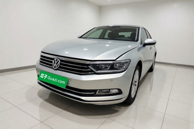 Ojetý Volkswagen Magotan 2017 380TSI DSG Luxury Model Guazi used car, China used car export, Used car for sale, Used  cars, Cheapest cars for sale