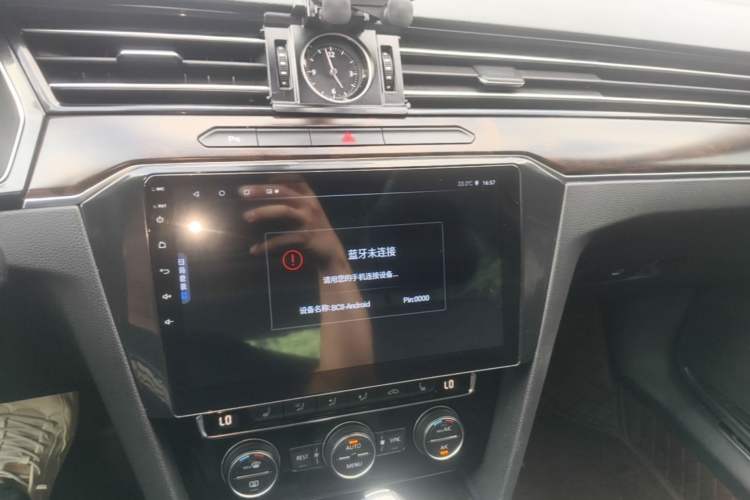 Used Volkswagen Magotan 2017 330TSI DSG Luxury Model Audio And AC Panel