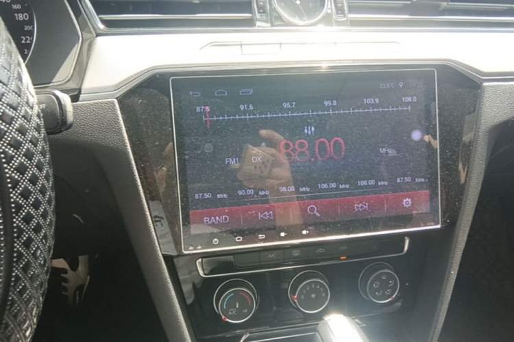Used Volkswagen Magotan 2017 330TSI DSG Leading Model Audio And AC Panel