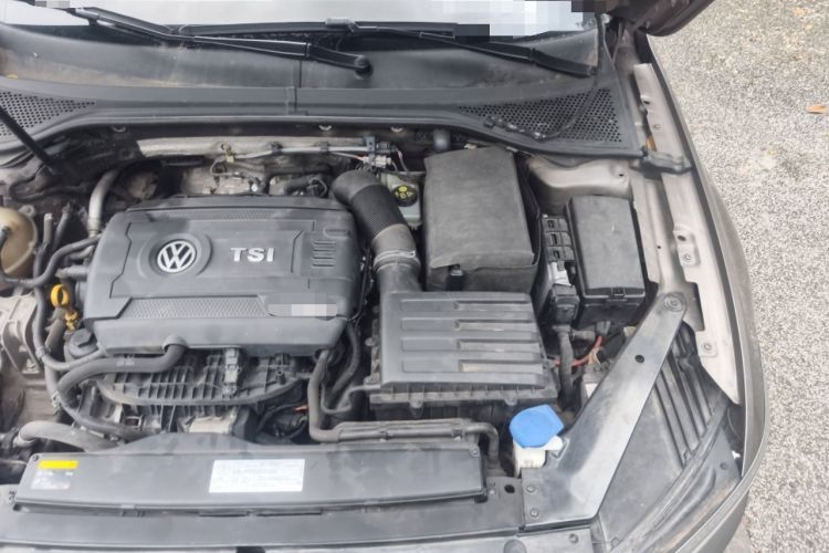 Used Volkswagen Magotan 2017 380TSI DSG Luxury Model Engine Bay Left