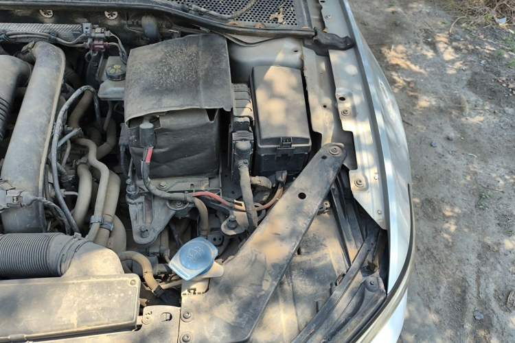 Used Volkswagen Magotan 2017 280TSI DSG Leading Edition Engine Bay Left