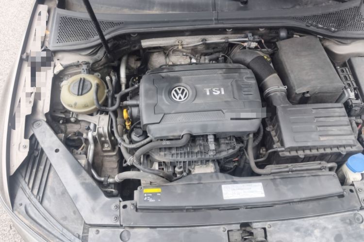 Used Volkswagen Magotan 2017 380TSI DSG Luxury Model Engine Bay Right