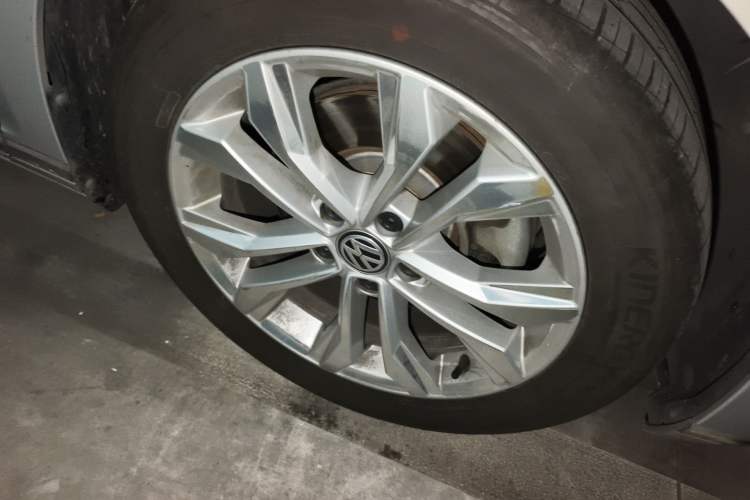 Used Volkswagen Magotan 2017 330TSI DSG Luxury Model Exterior 7