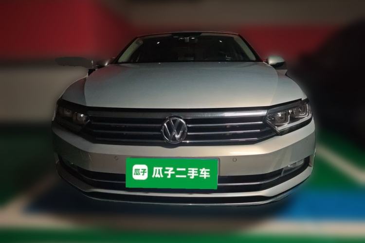 Used Volkswagen Magotan 2017 380TSI DSG Luxury Model Front