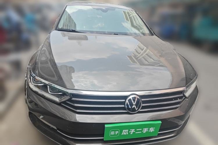Used Volkswagen Magotan 2017 330TSI DSG Luxury Model Front